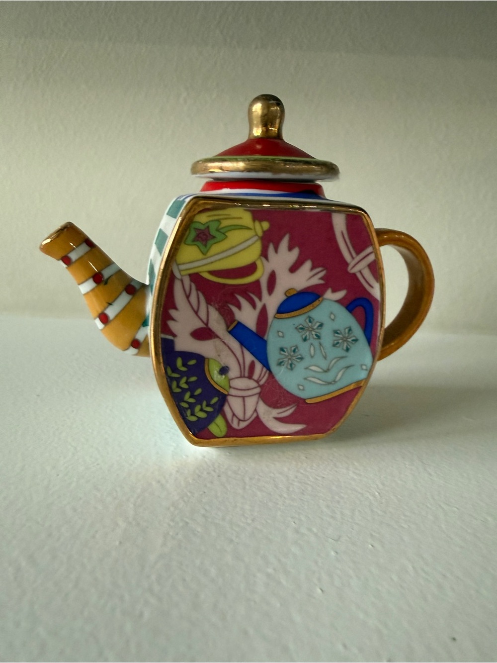 Vivian Chan Handpainted Mini Teapot ☕